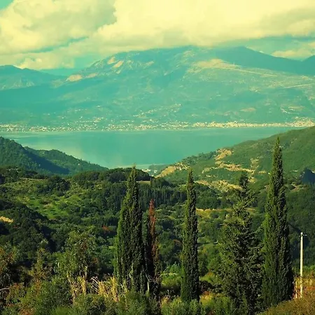 κτήμα φτελιά * Argyra